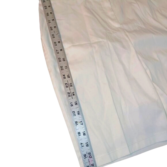 NEW WITH TAGS! Sz 14 Women's Shorts - white with pockets (4585 - Picture 6 of 6